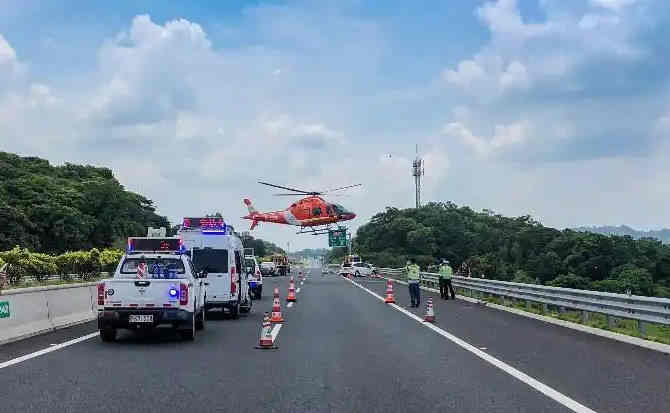 潮南区高速公路汽车救援案例